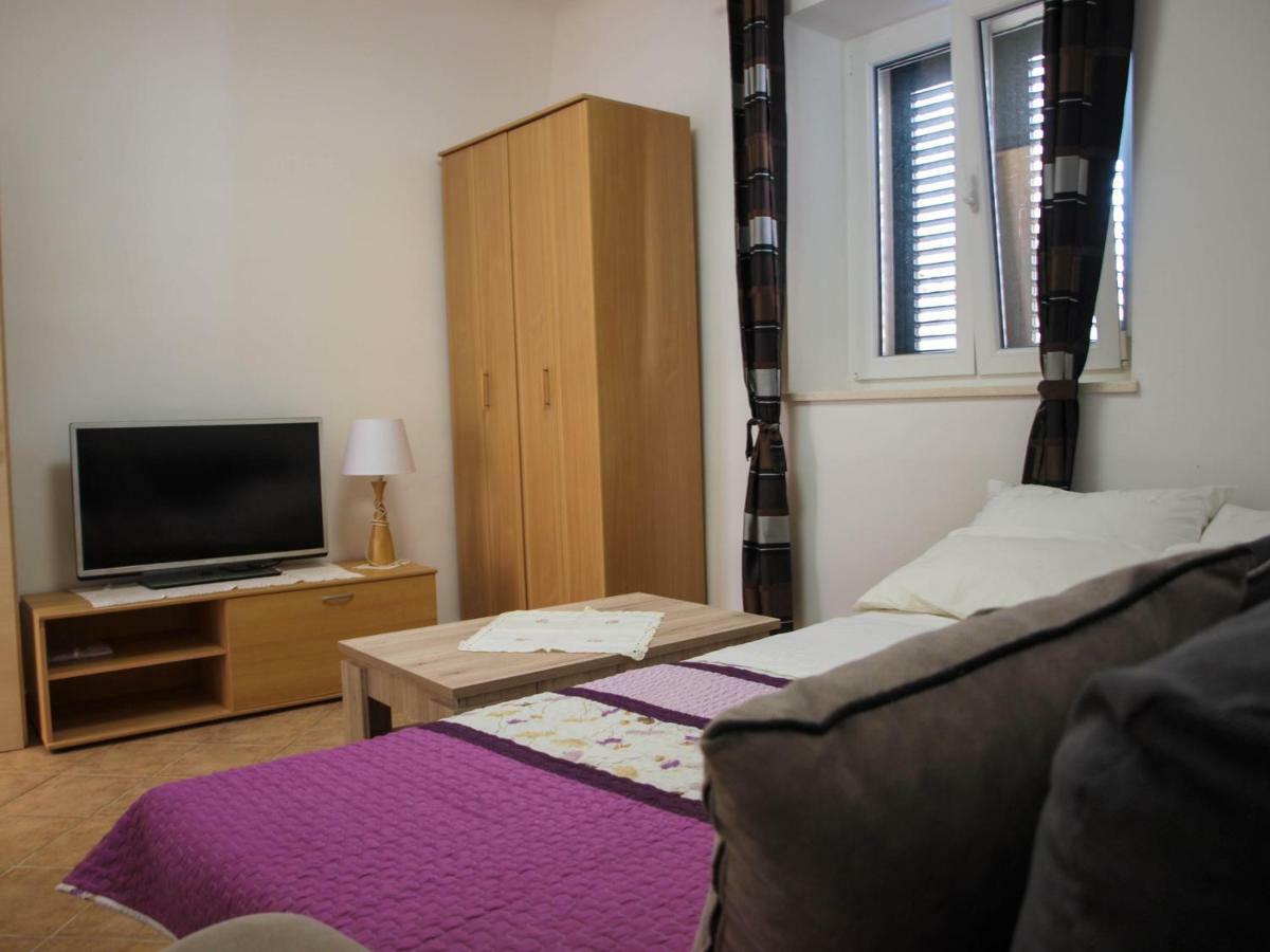 House Nataniel In Omis Near Sea Apartment Luaran gambar