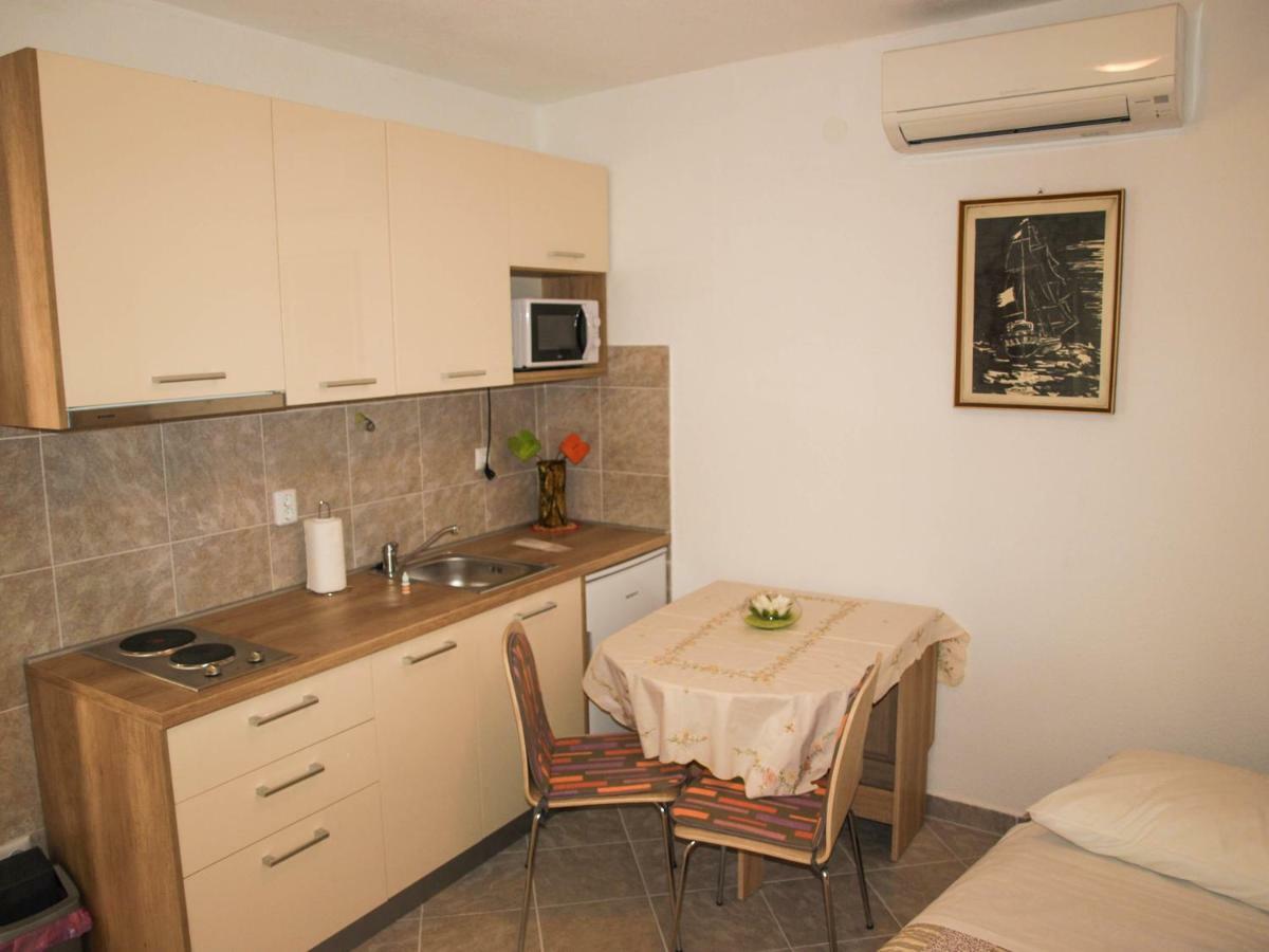 House Nataniel In Omis Near Sea Apartment Luaran gambar
