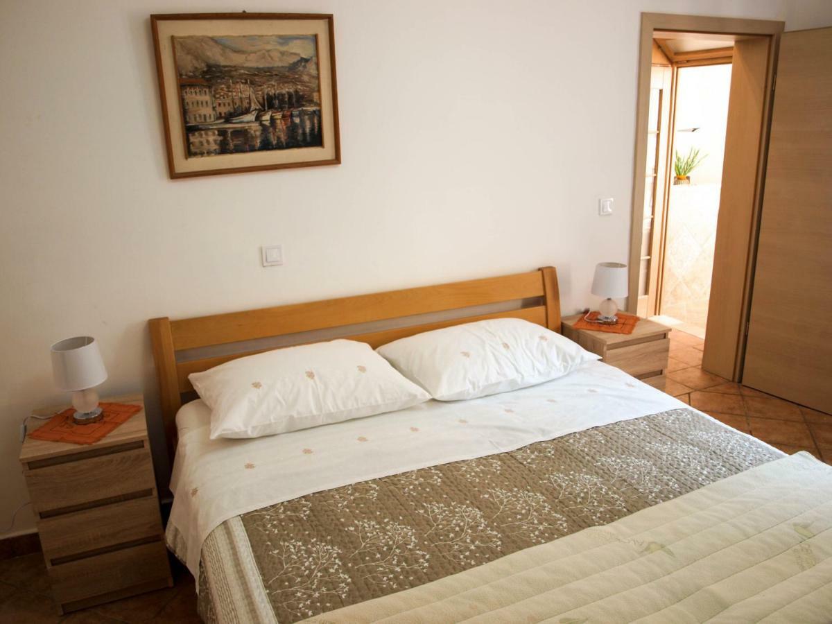 House Nataniel In Omis Near Sea Apartment Luaran gambar