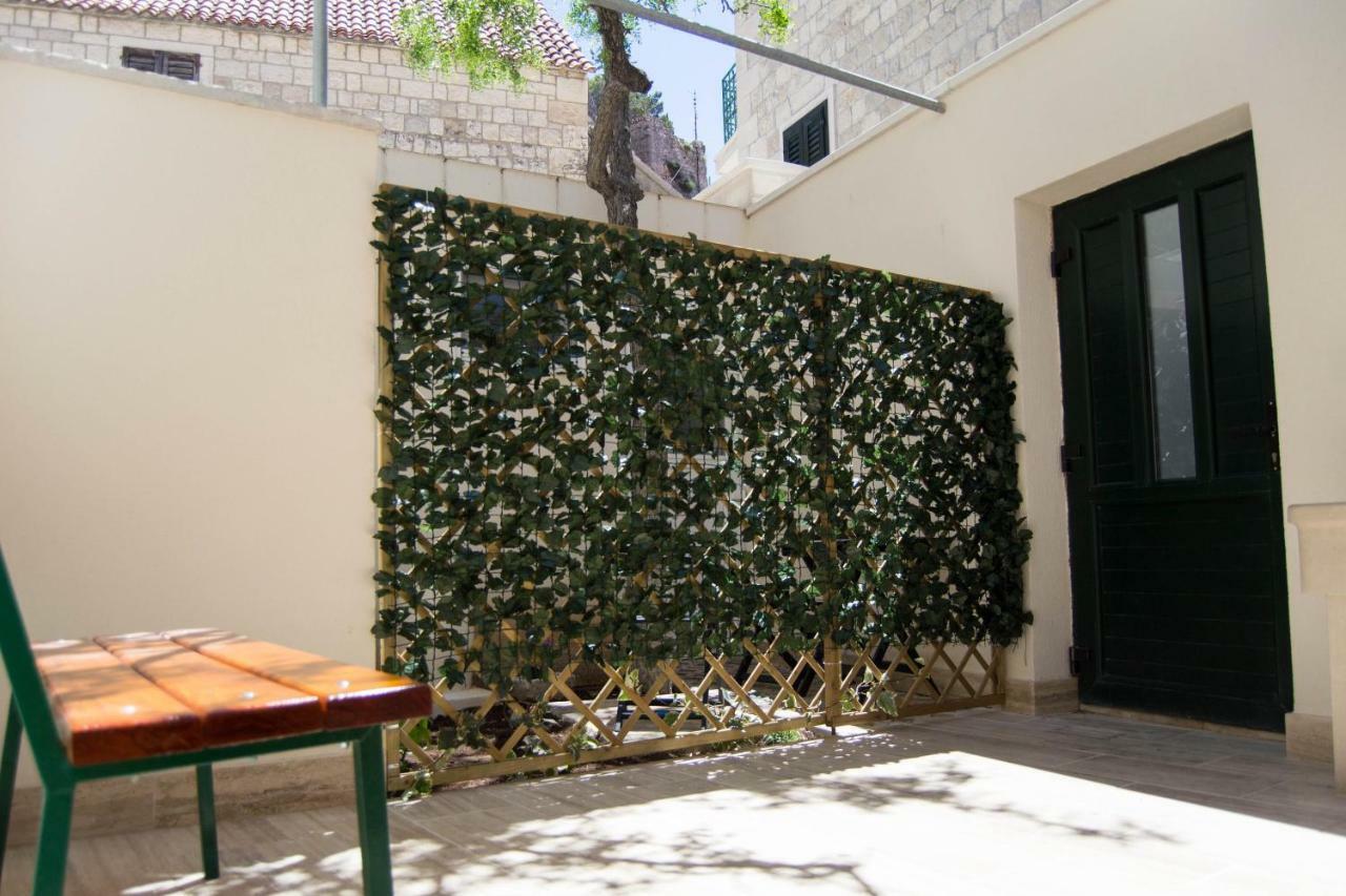 House Nataniel In Omis Near Sea Apartment Luaran gambar